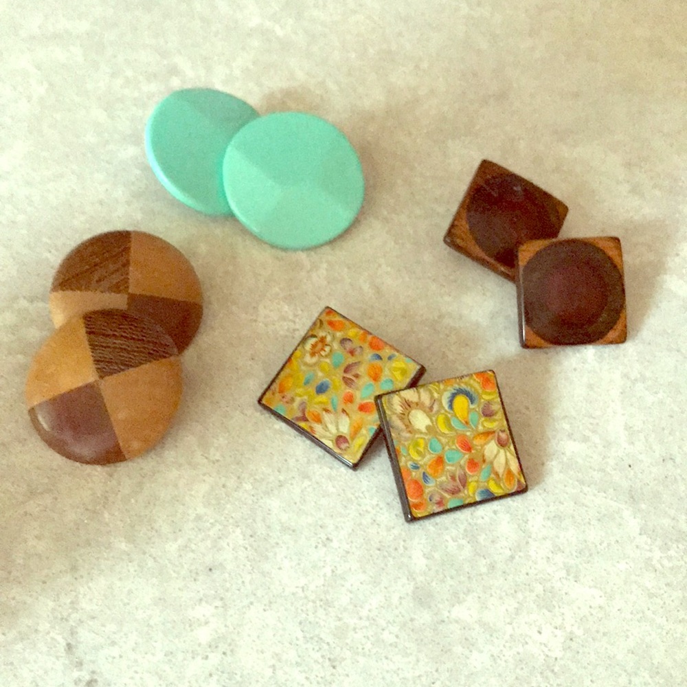 Vintage clip earrings